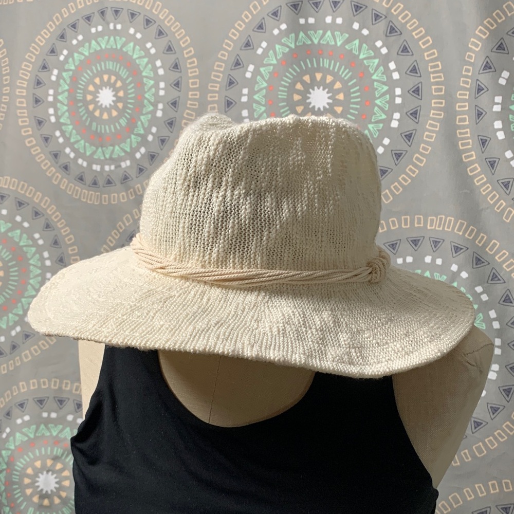 American Eagle Outfitters Cream Sun Hat with Wide Brim